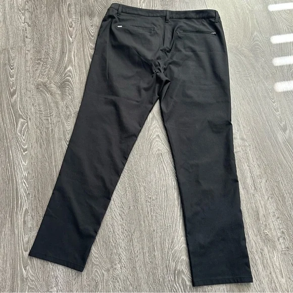 Vuori Men's meta athletic slim fit Pants